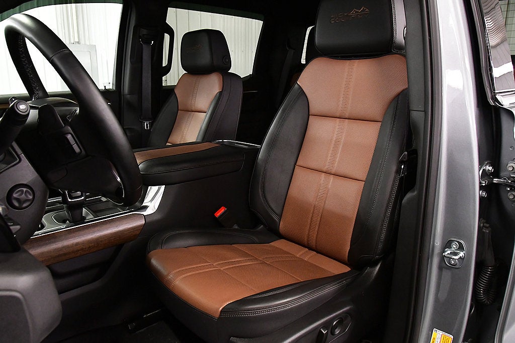 2023 Chevrolet Silverado 1500 High Country Dark Essentials Z71