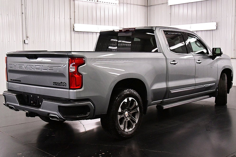 2023 Chevrolet Silverado 1500 High Country Dark Essentials Z71