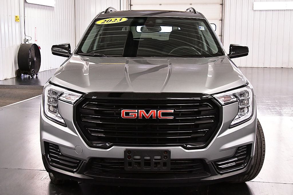 2023 GMC Terrain SLE Elevation Edition