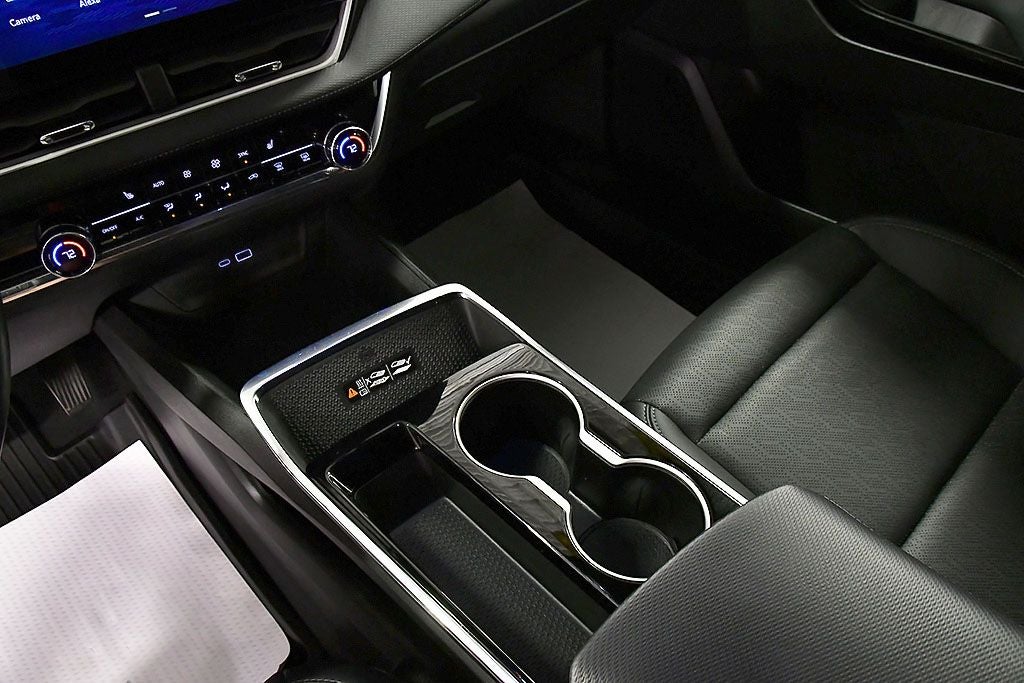 2025 Chevrolet Equinox LT Midnight Edition