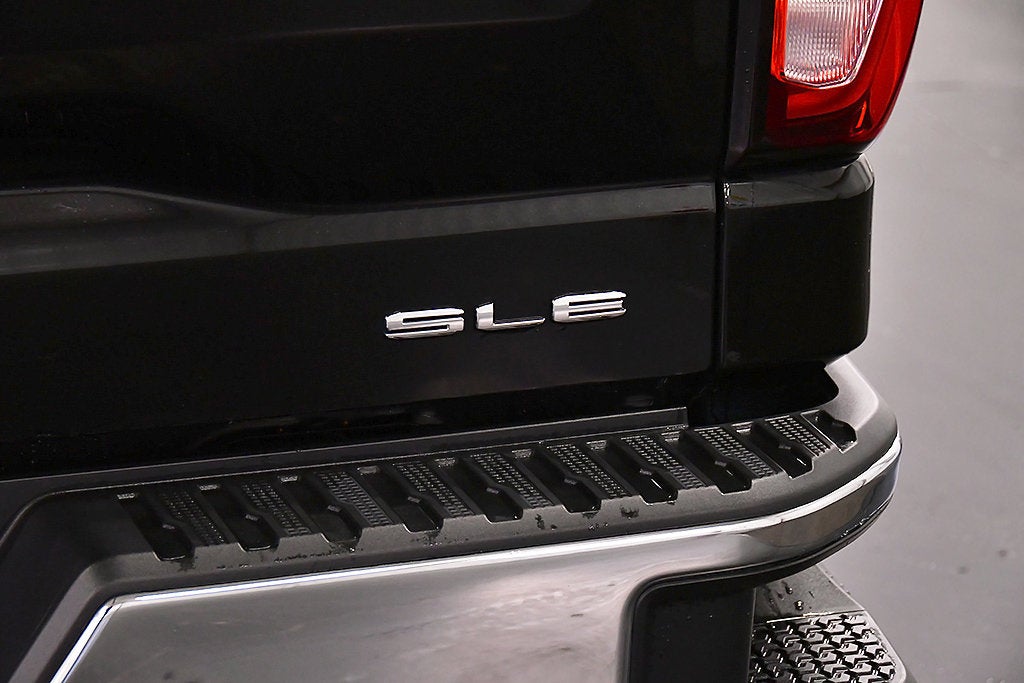 2023 GMC Sierra 1500 SLE