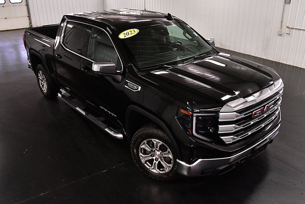 2023 GMC Sierra 1500 SLE