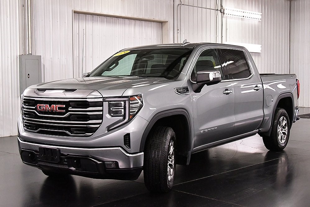 2024 GMC Sierra 1500 SLT