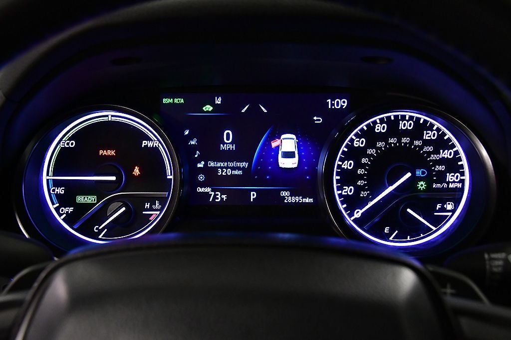 2022 Toyota Camry Hybrid XSE