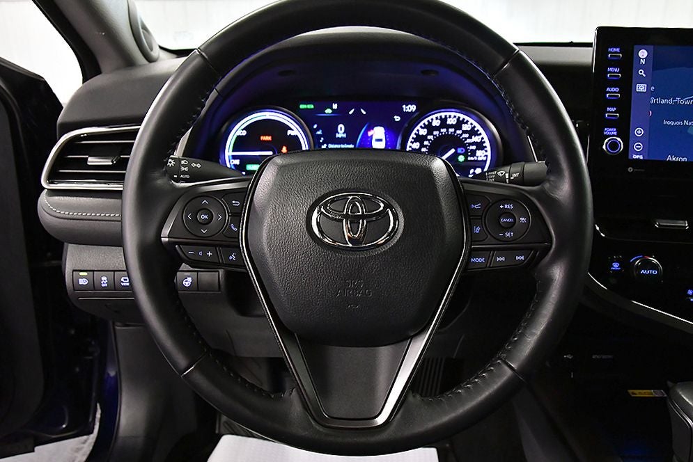 2022 Toyota Camry Hybrid XSE