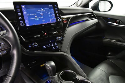 2022 Toyota Camry Hybrid XSE