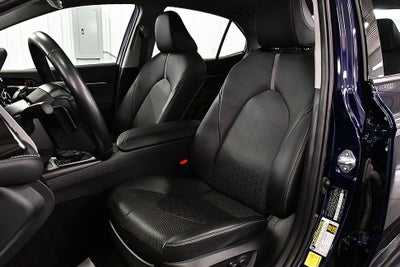 2022 Toyota Camry Hybrid XSE