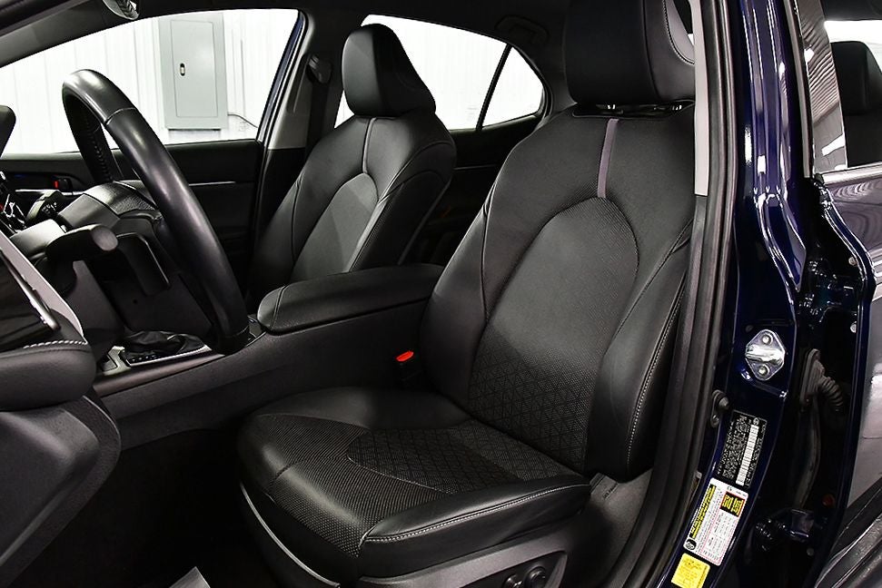 2022 Toyota Camry Hybrid XSE