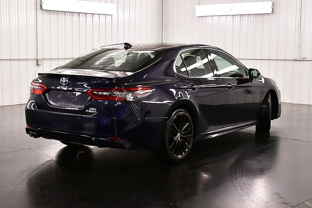 2022 Toyota Camry Hybrid XSE
