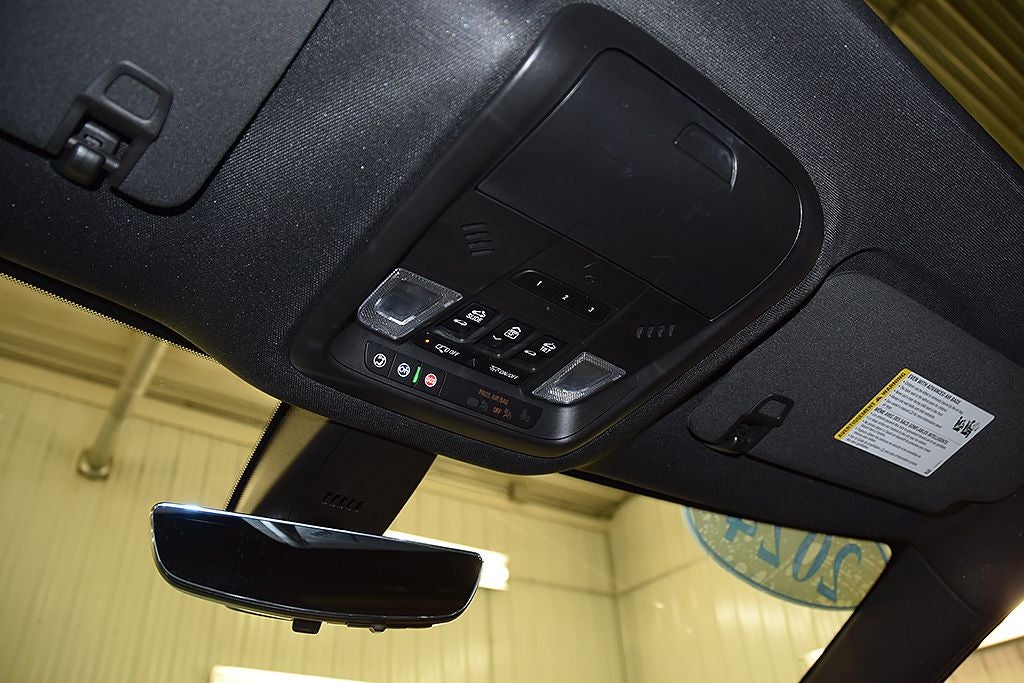 2024 Buick Enclave Essence Sport Touring