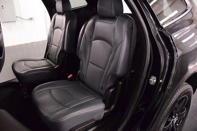 2024 Buick Enclave Essence Sport Touring