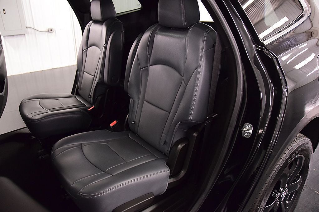2024 Buick Enclave Essence Sport Touring