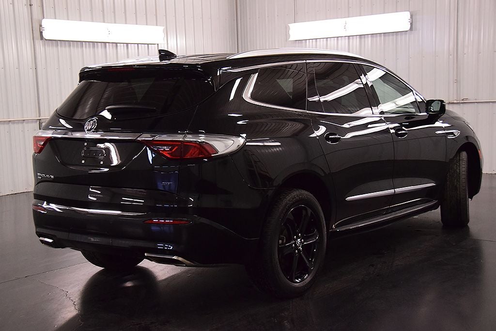 2024 Buick Enclave Essence Sport Touring