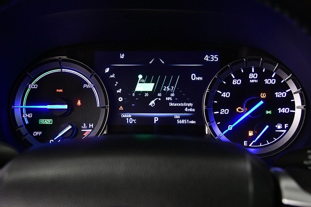 2022 Toyota Highlander Hybrid Platinum