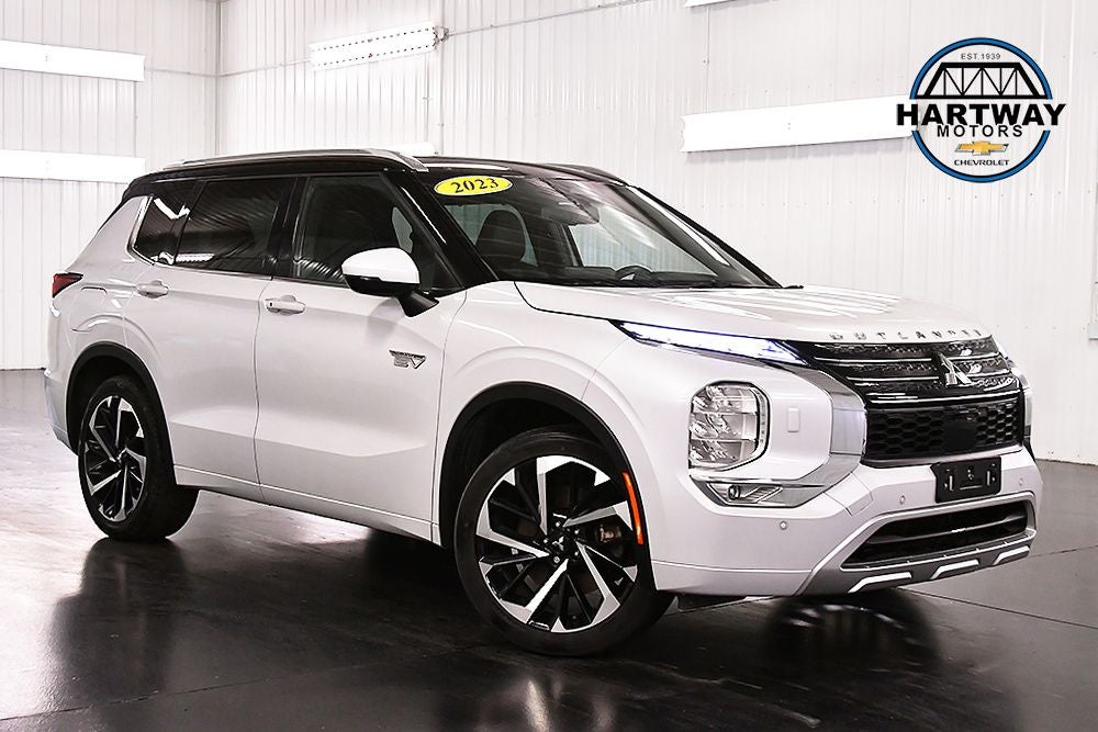 2023 Mitsubishi Outlander PHEV SEL