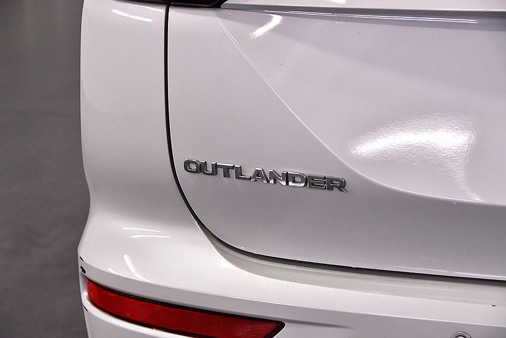 2023 Mitsubishi Outlander PHEV SEL