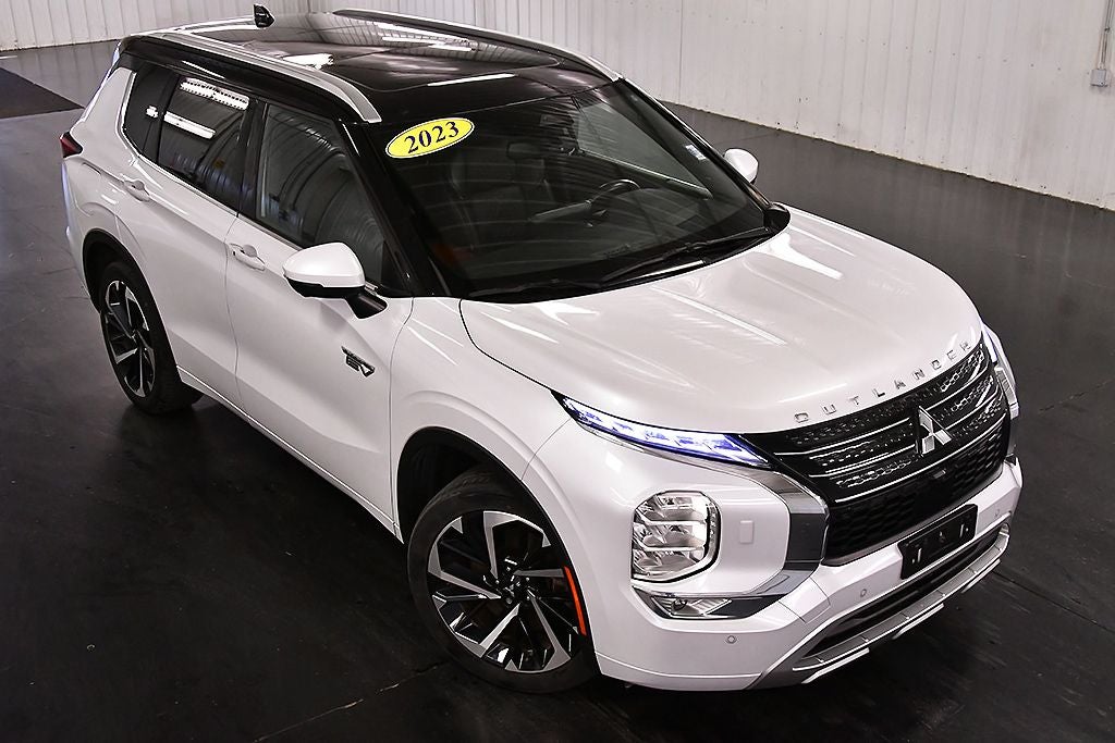2023 Mitsubishi Outlander PHEV SEL