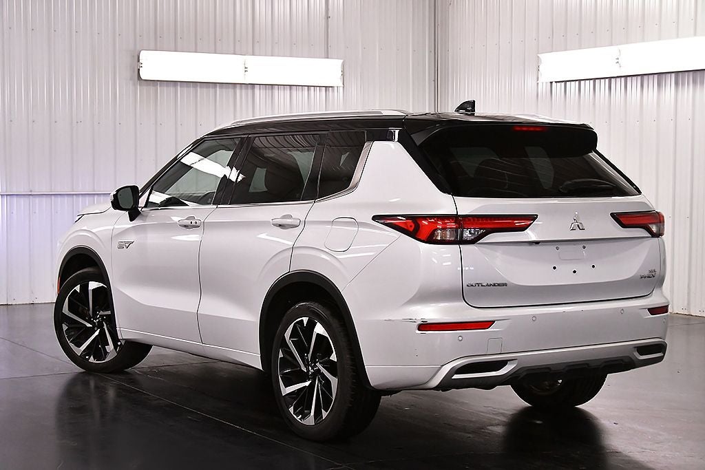2023 Mitsubishi Outlander PHEV SEL