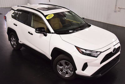 2025 Toyota RAV4 Hybrid XLE