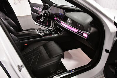 2024 BMW 7 Series 740i xDrive