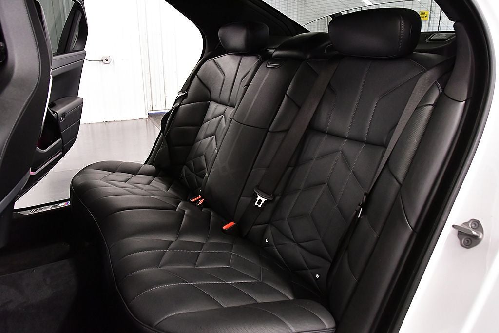 2024 BMW 7 Series 740i xDrive