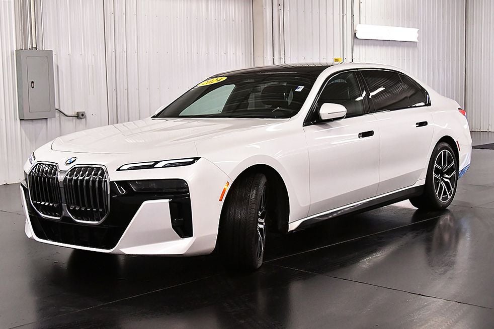 2024 BMW 7 Series 740i xDrive
