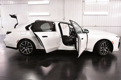 2024 BMW 7 Series 740i xDrive
