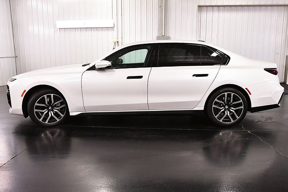2024 BMW 7 Series 740i xDrive