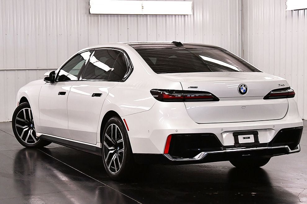 2024 BMW 7 Series 740i xDrive