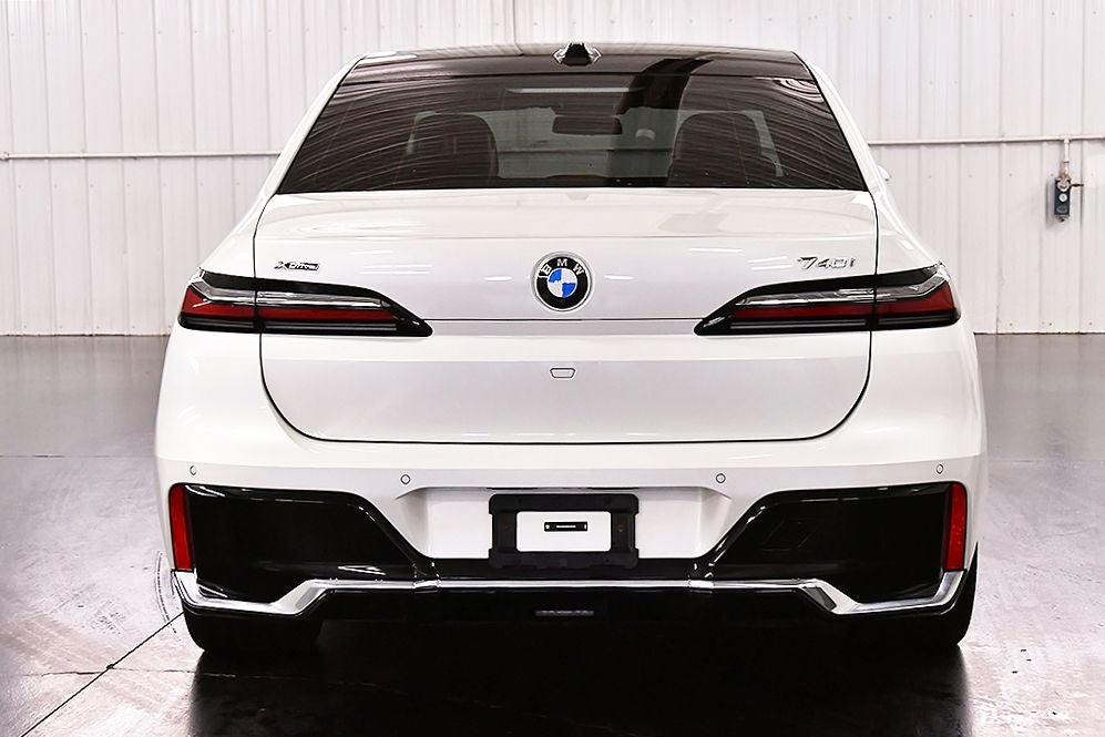 2024 BMW 7 Series 740i xDrive