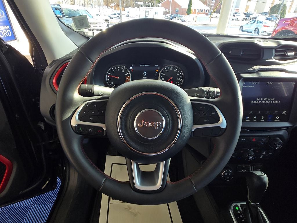 2023 Jeep Renegade Trailhawk