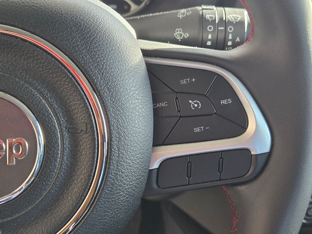 2023 Jeep Renegade Trailhawk