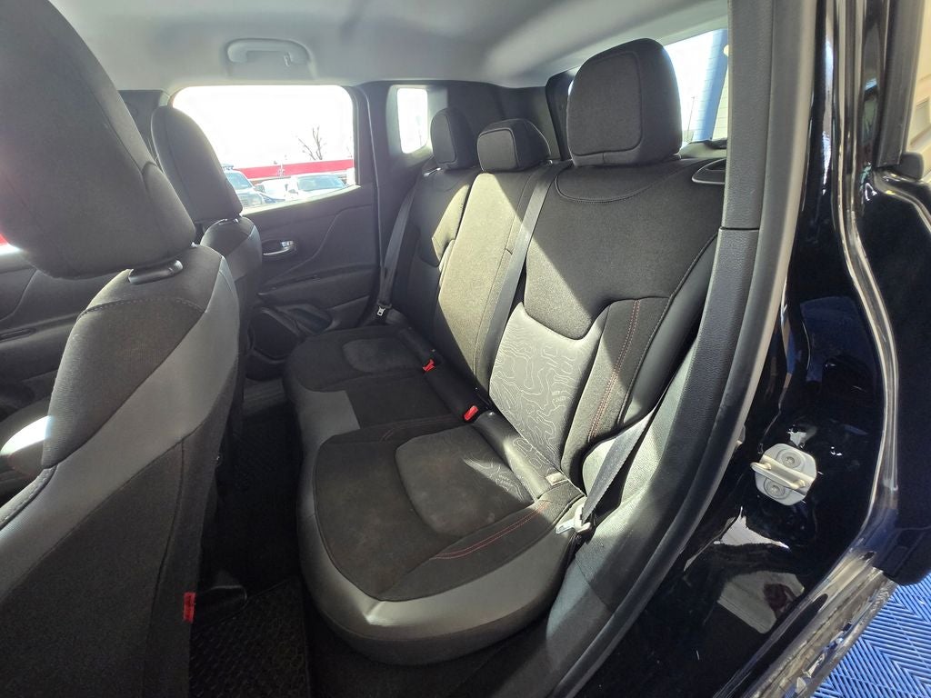 2023 Jeep Renegade Trailhawk