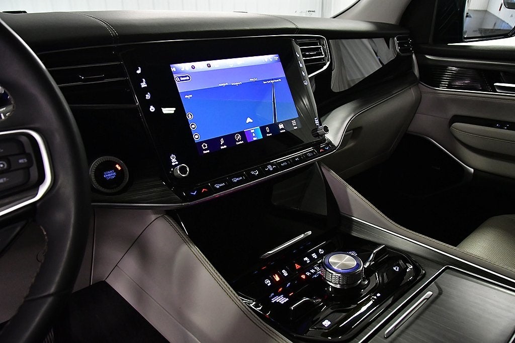 2023 Jeep Wagoneer L Series III