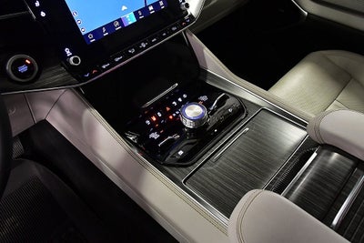 2023 Jeep Wagoneer L Series III