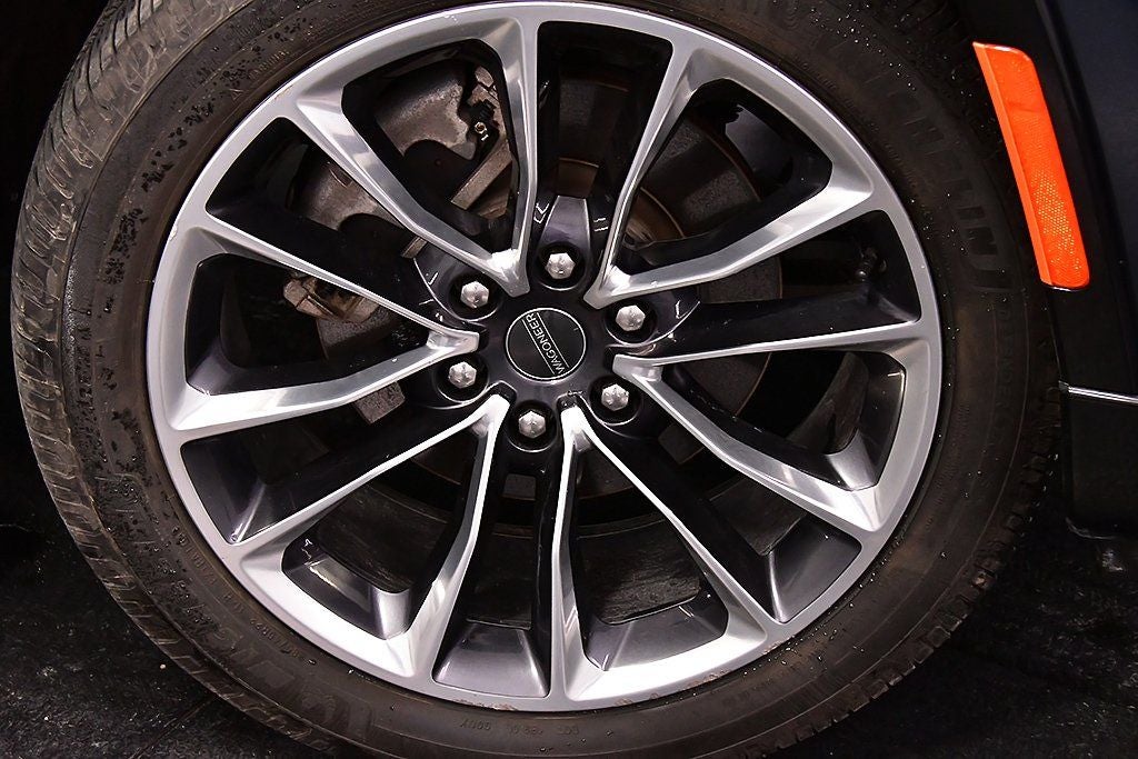 2023 Jeep Wagoneer L Series III