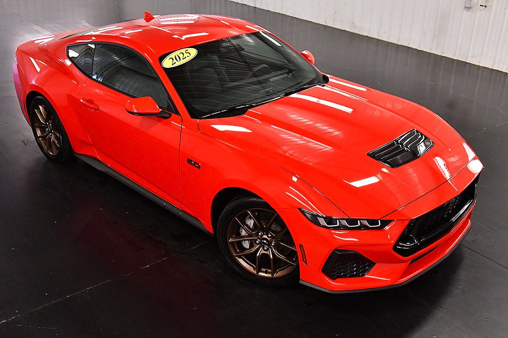 2025 Ford Mustang GT Premium Bronze Edition