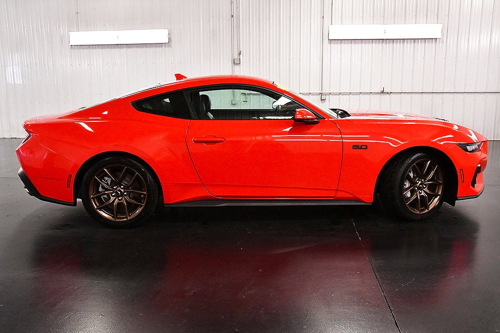 2025 Ford Mustang GT Premium Bronze Edition