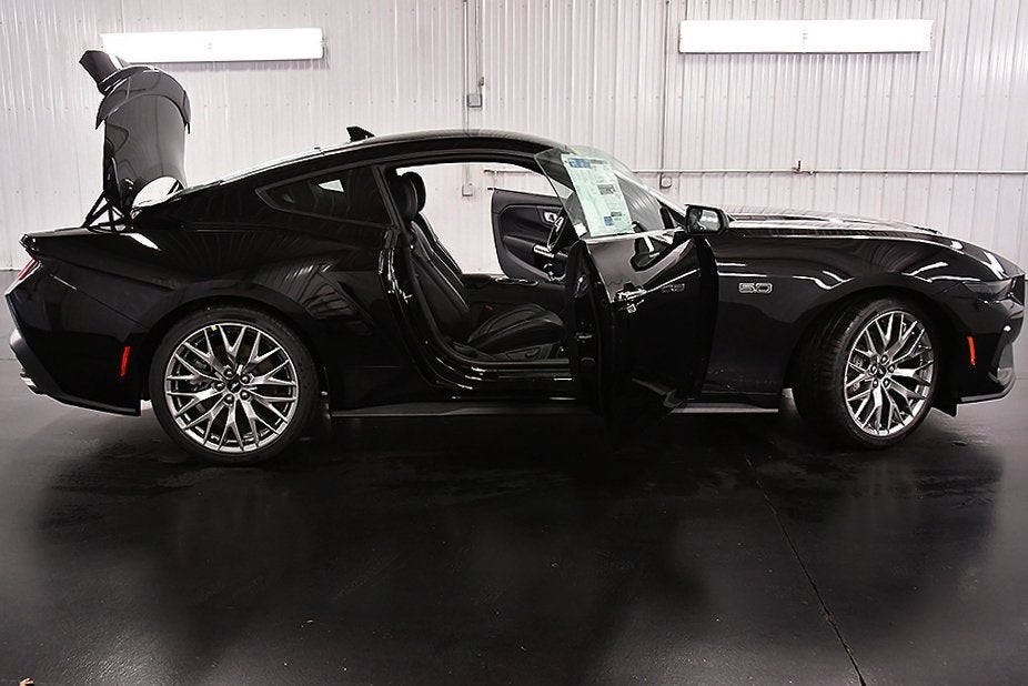 2026 Ford Mustang GT Premium