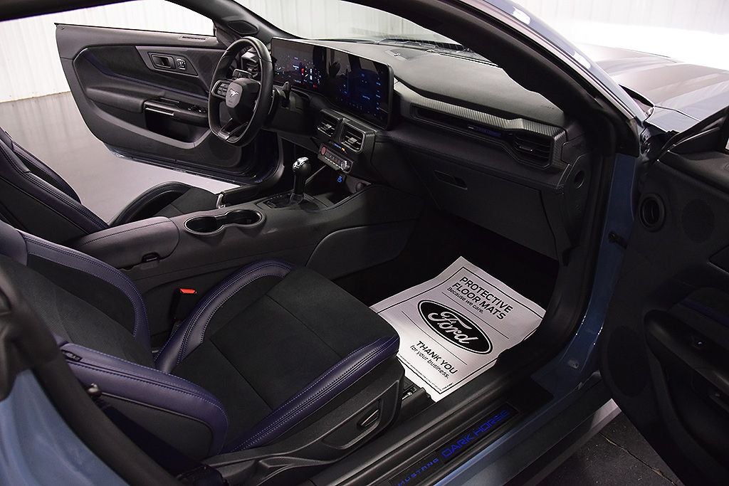 2025 Ford Mustang Dark Horse