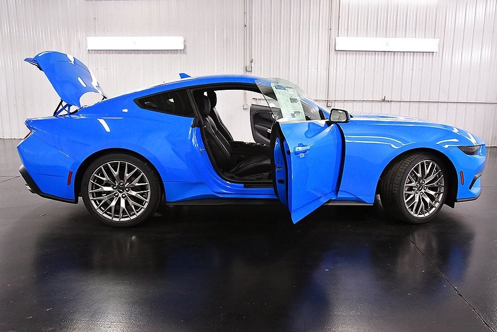 2026 Ford Mustang EcoBoost Premium