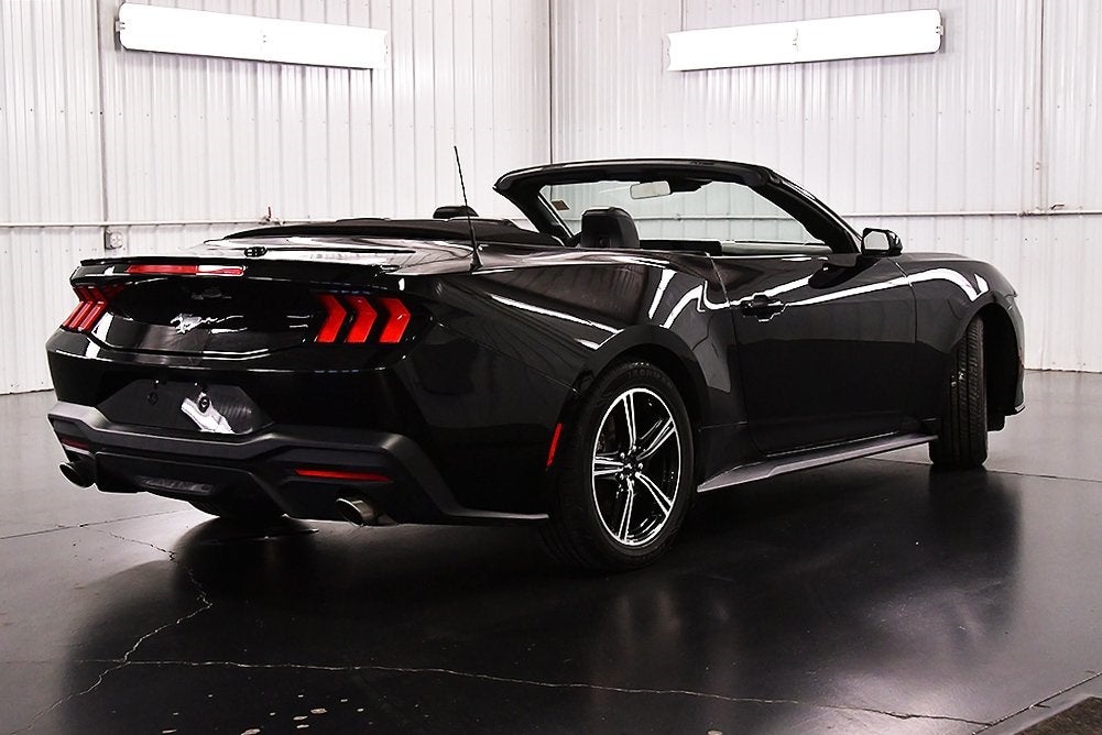 2025 Ford Mustang EcoBoost Premium