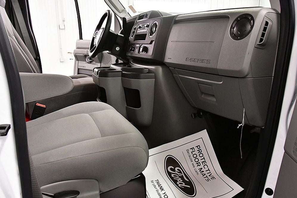 2024 Ford E-450SD Base