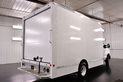 2024 Ford E-450SD Base