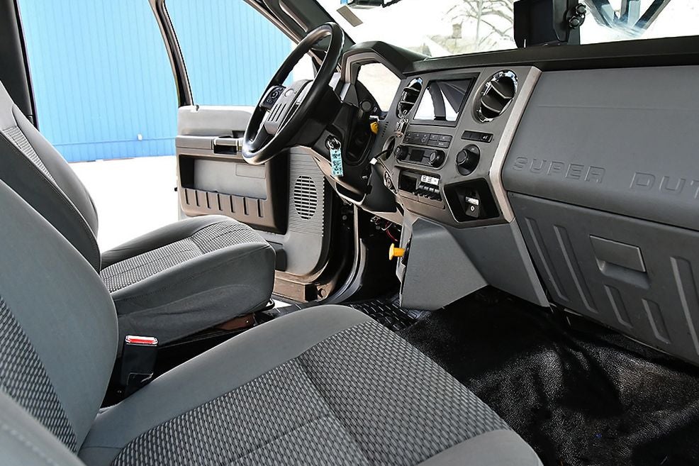 2018 Ford F-750SD Base Flat Bed Tow Truck