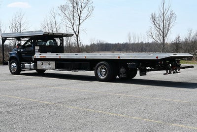 2018 Ford F-750SD Base Flat Bed Tow Truck