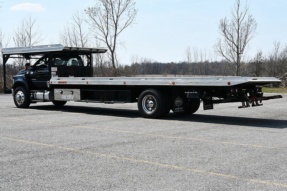 2018 Ford F-750SD Base Flat Bed Tow Truck