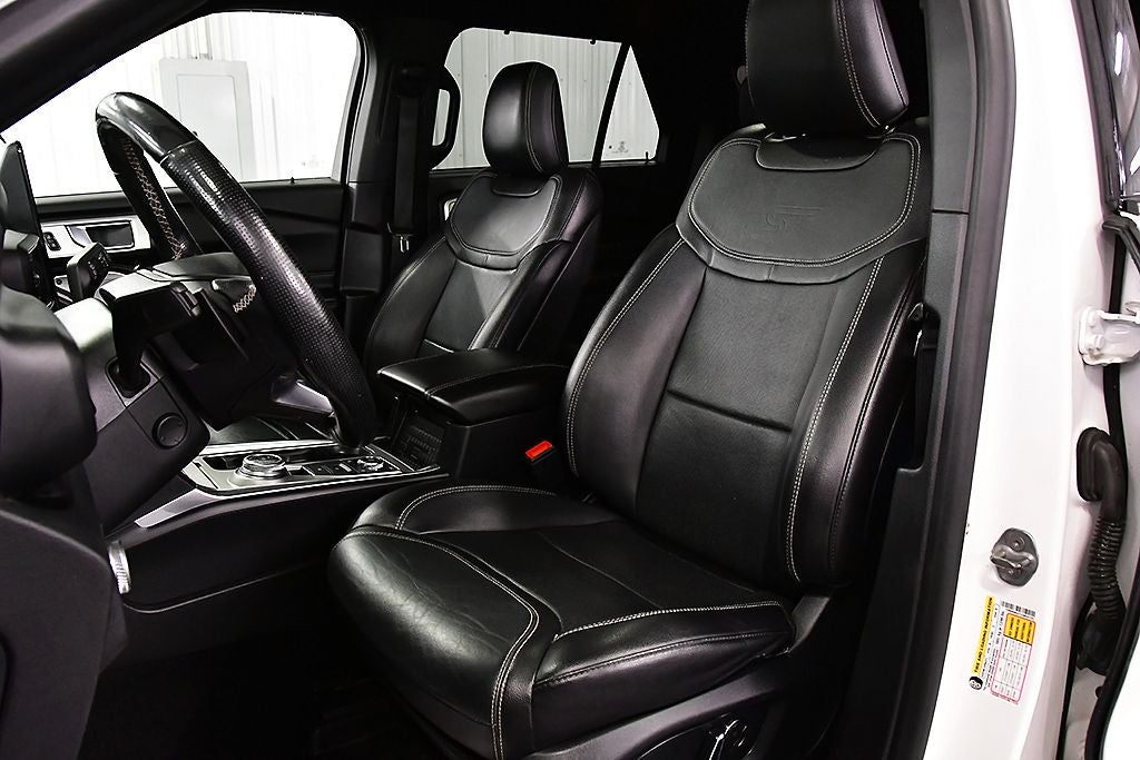 2020 Ford Explorer ST 1