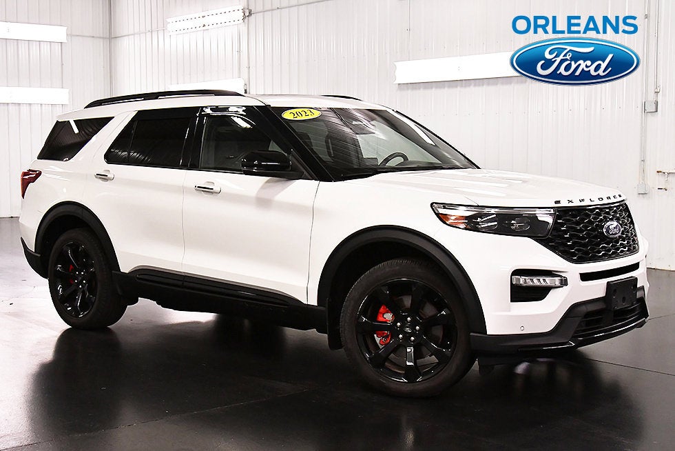 2023 Ford Explorer ST 1