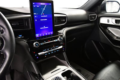 2023 Ford Explorer ST 1